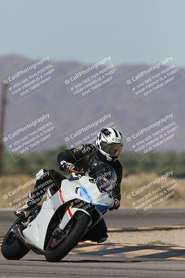 media/Oct-13-2025-Moto Forza (Mon) [[a66d839500]]/4-C Group/Session 3 (Turn 16)/